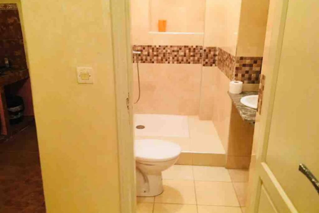 Nice 2 Bedrooms Apartment Near The Beach ラバト エクステリア 写真